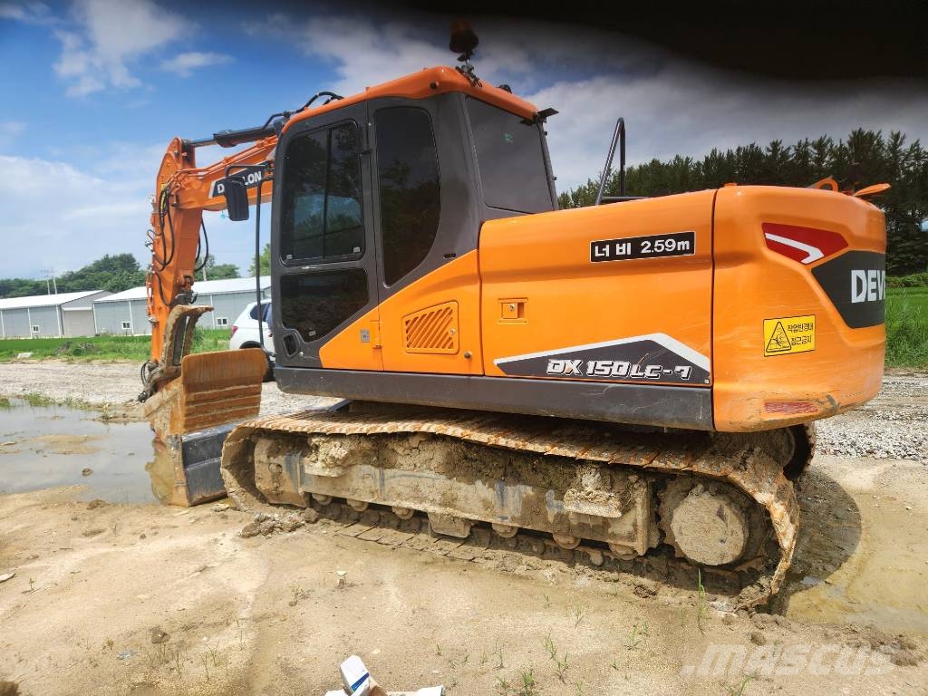 Doosan DX150LC-7 حفارات وسط 7 طن - 12 طن