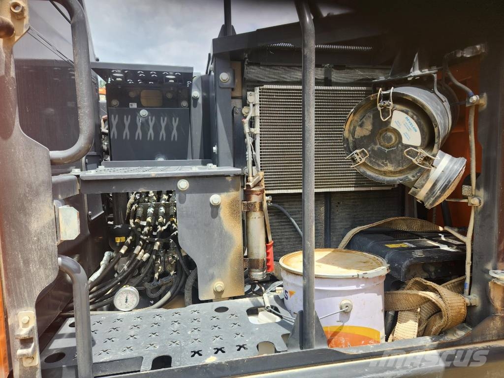 Doosan DX150LC-7 حفارات وسط 7 طن - 12 طن