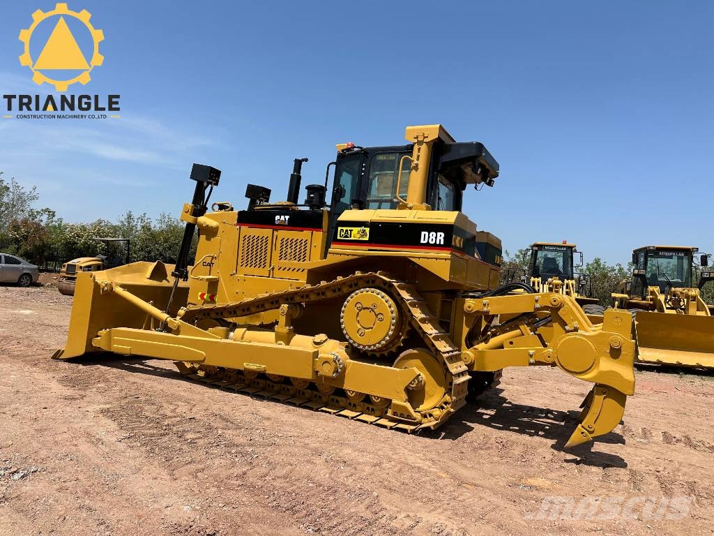 CAT D 8 R lánctalpas dózerek