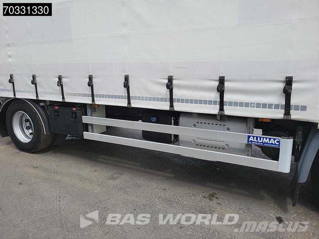 DAF LF 260 4X2 19tonner curtainsides 2000kg Ladebordwa Camiones de caja de lona