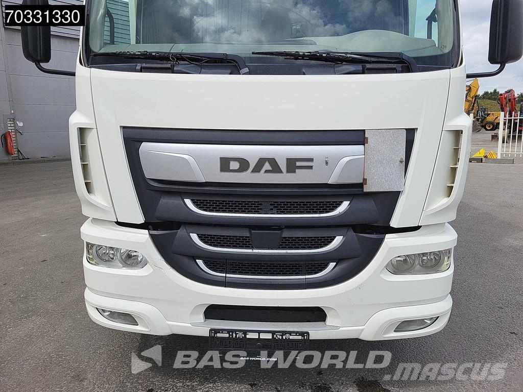 DAF LF 260 4X2 19tonner curtainsides 2000kg Ladebordwa Camiones de caja de lona