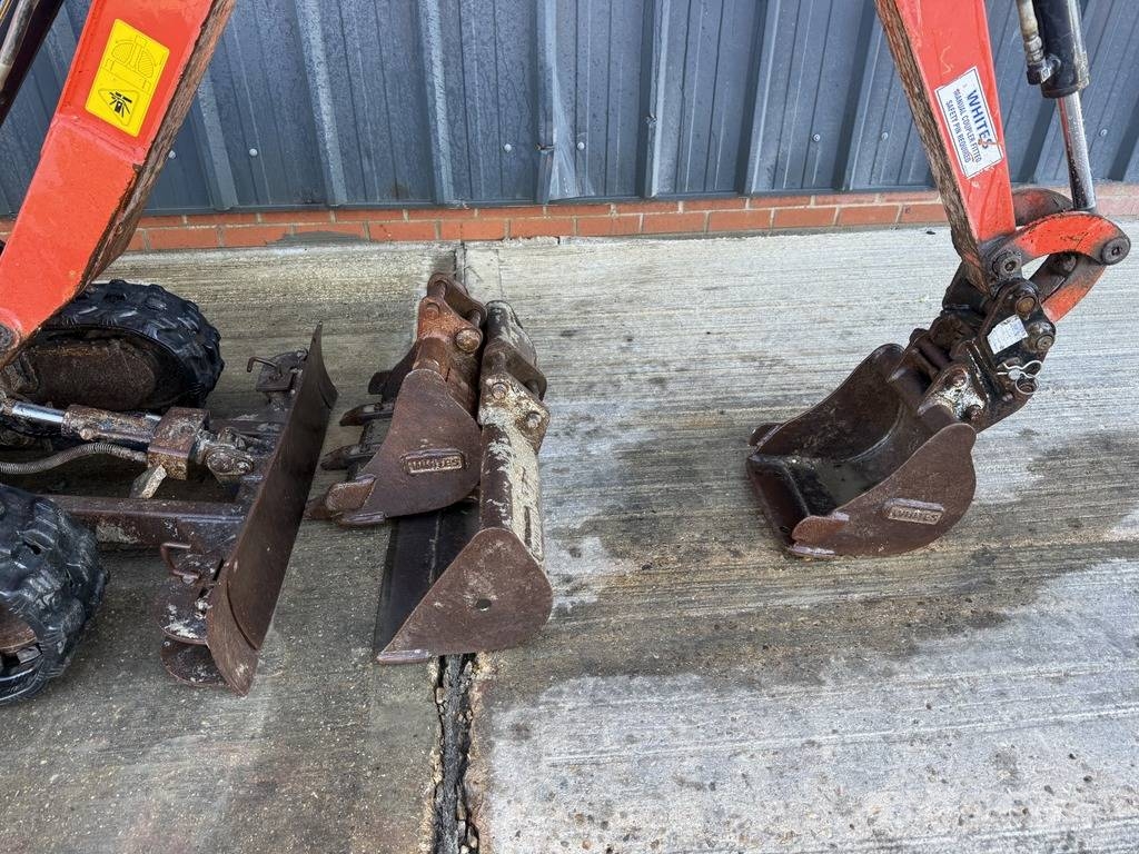 Kubota K 008-3 1t Micro Excavator Mini bagri <7t