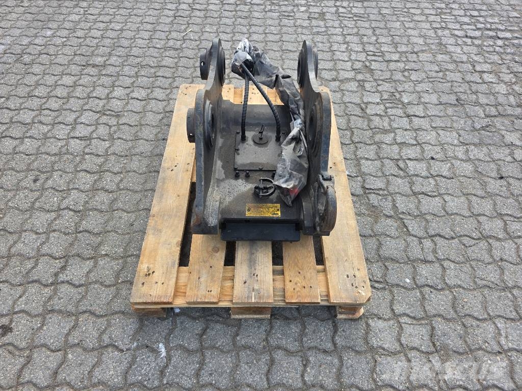 Klepp Mek 893685 – Klepp Mek Hydraulic Quick Hitch for E موصلات سريعة