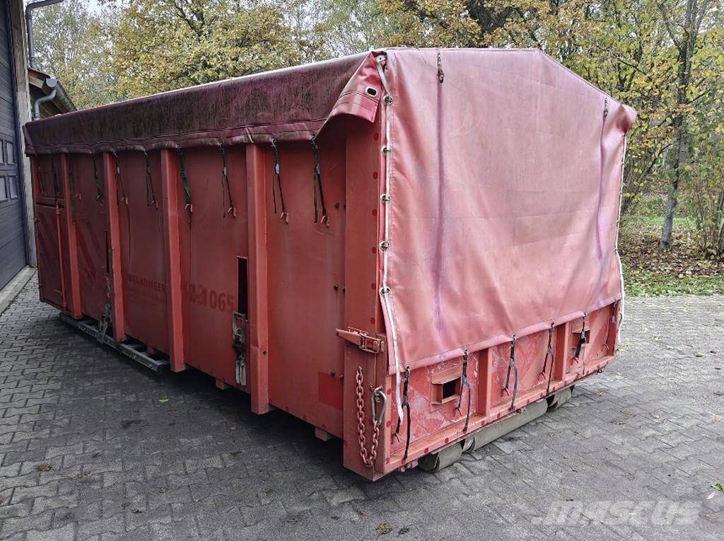 HAAKARM container Carros