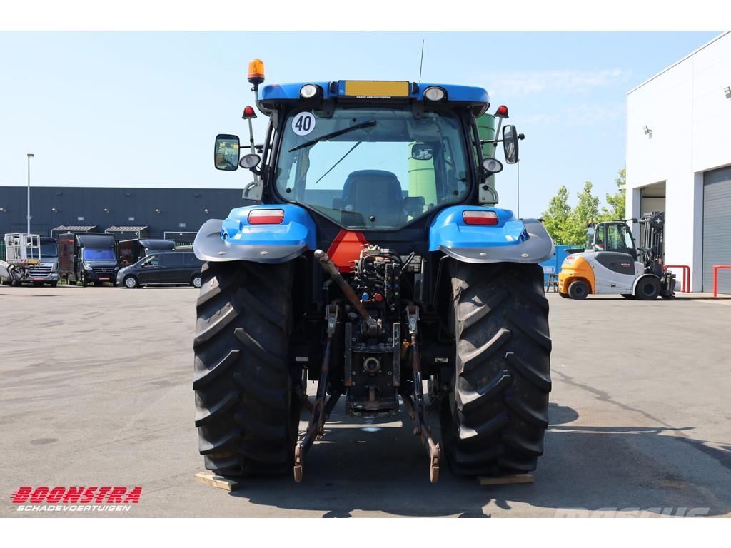 New Holland T6020 ELITE BY 2012 8.421 Uur Трактори