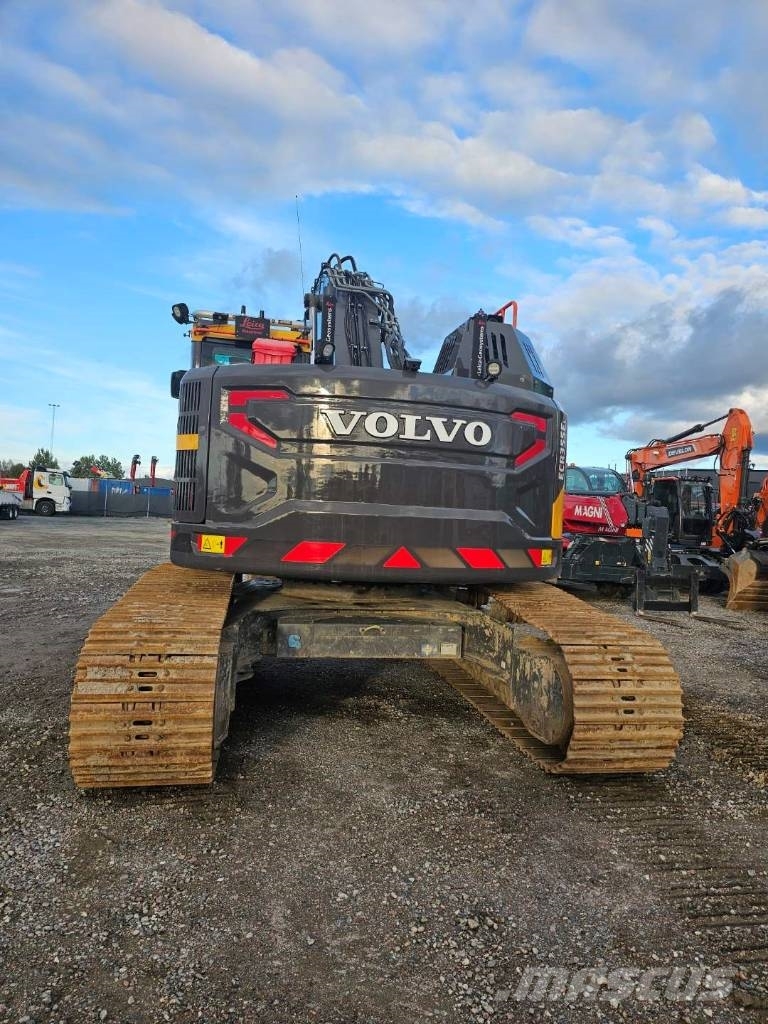 Volvo ECR 355 E , Begagnad SÄLJES 履带挖掘机