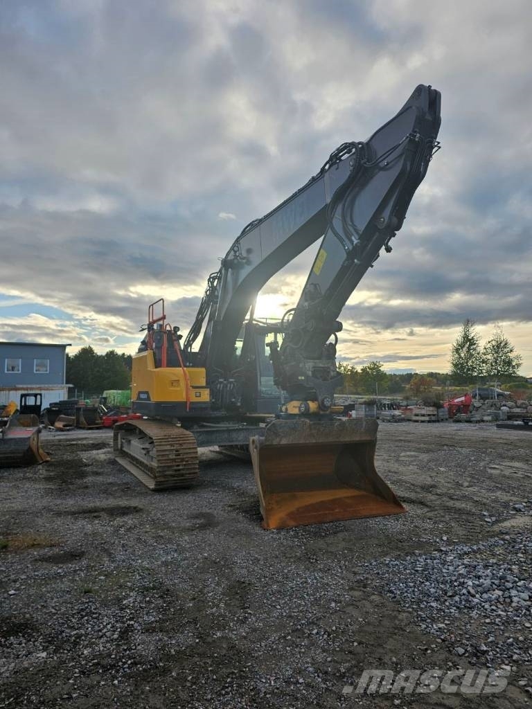 Volvo ECR 355 E , Begagnad SÄLJES 履带挖掘机
