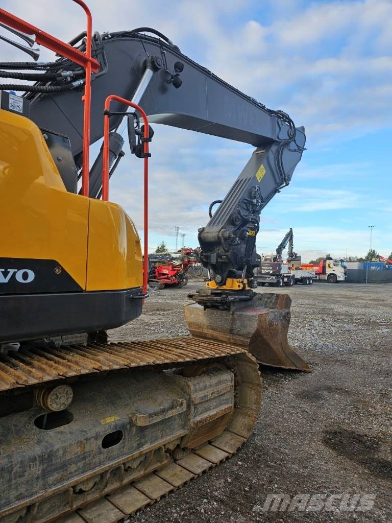 Volvo ECR 355 E , Begagnad SÄLJES 履带挖掘机