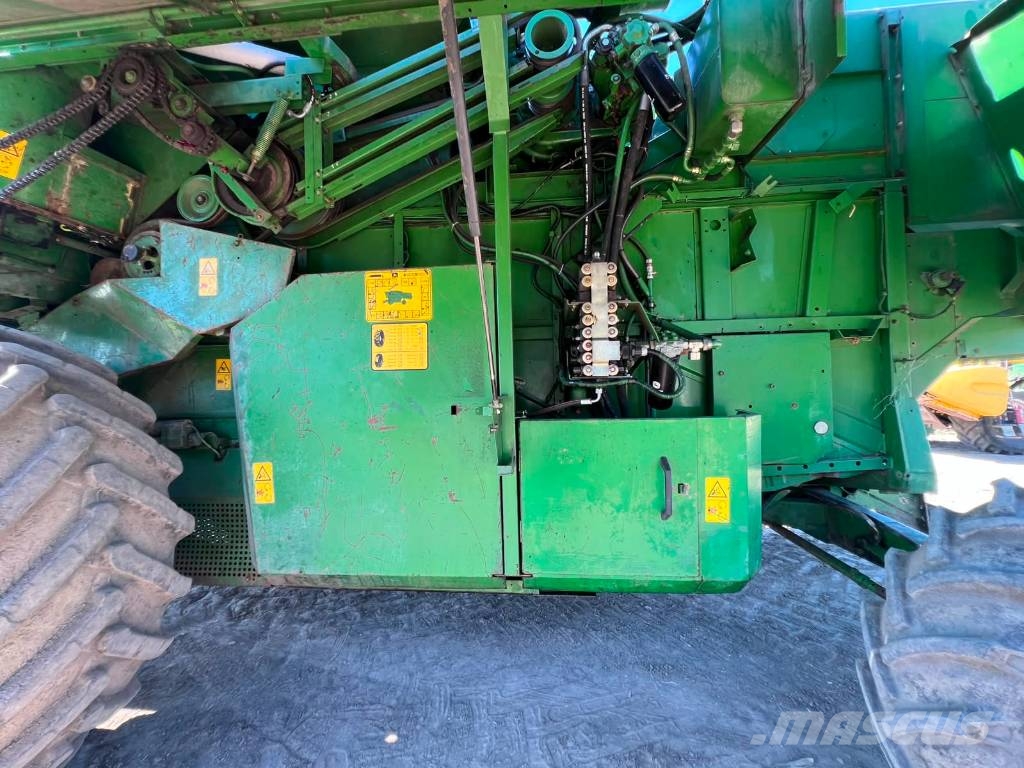 John Deere 2058 Mietitrebbiatrici