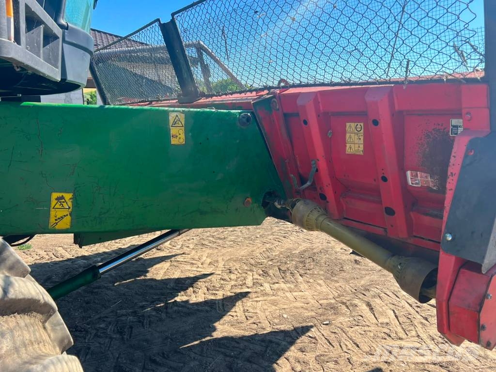 John Deere 2058 Mietitrebbiatrici