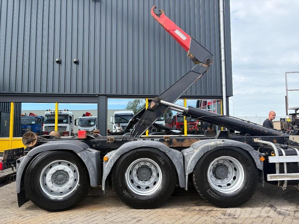 MAN TGS 35,400 + FASSI 195 4x + DALBY HOOK 30TON + 8X4 Автофургони