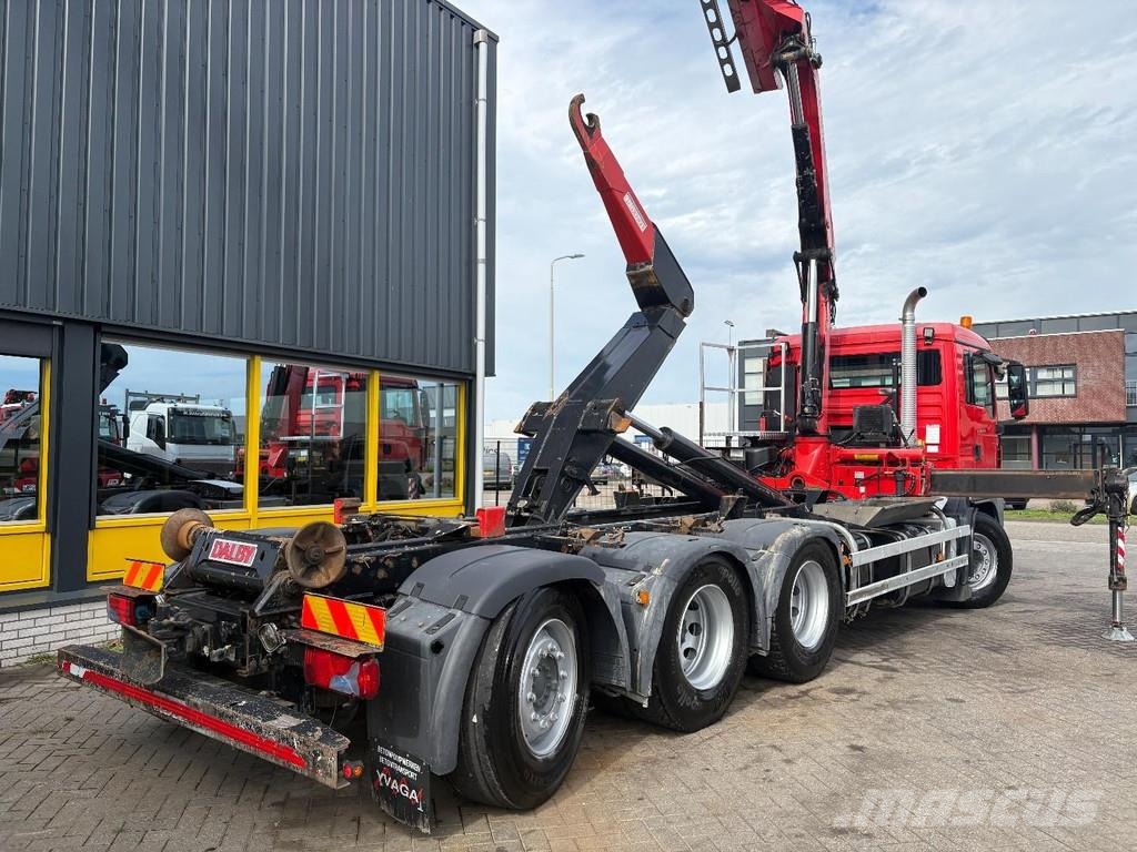 MAN TGS 35,400 + FASSI 195 4x + DALBY HOOK 30TON + 8X4 Автофургони