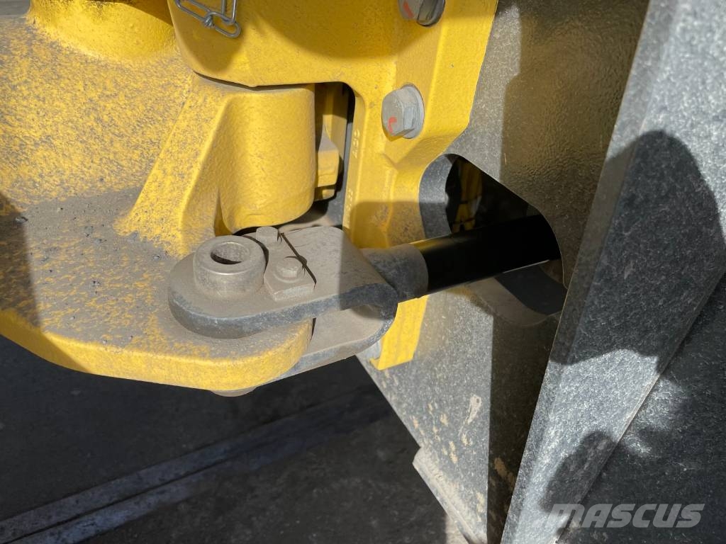 Bomag BW 213 D-5 Enojni valjarji