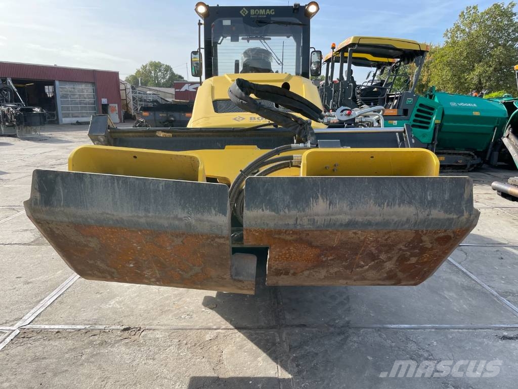 Bomag BW 213 D-5 Enojni valjarji