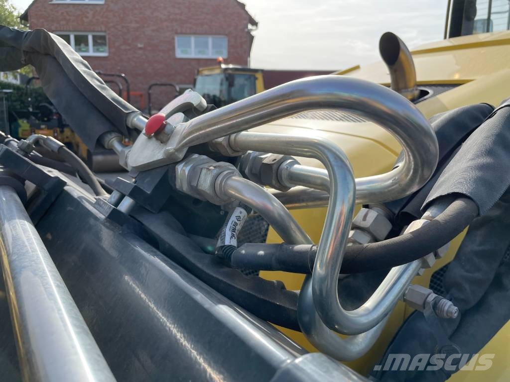 Bomag BW 213 D-5 Enojni valjarji