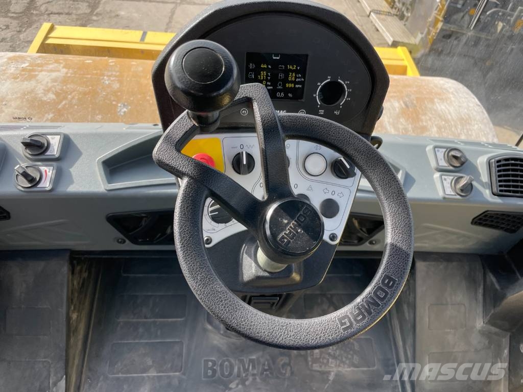 Bomag BW 213 D-5 Enojni valjarji