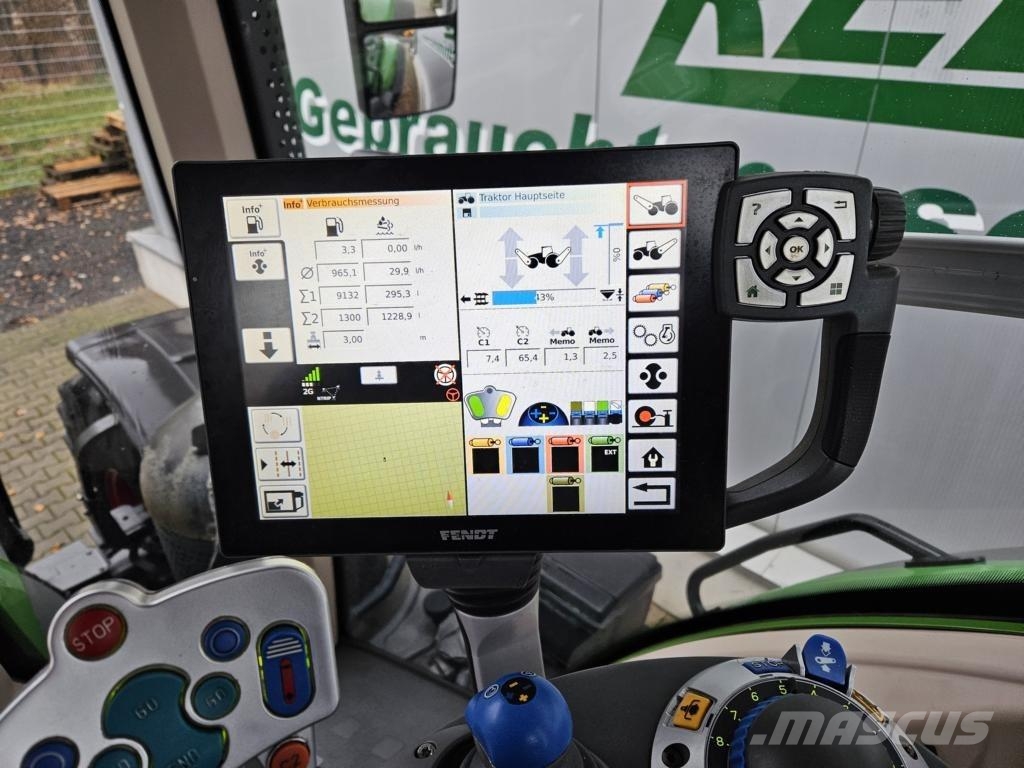 Fendt 824 VARIO PROFI PLUS Tractors