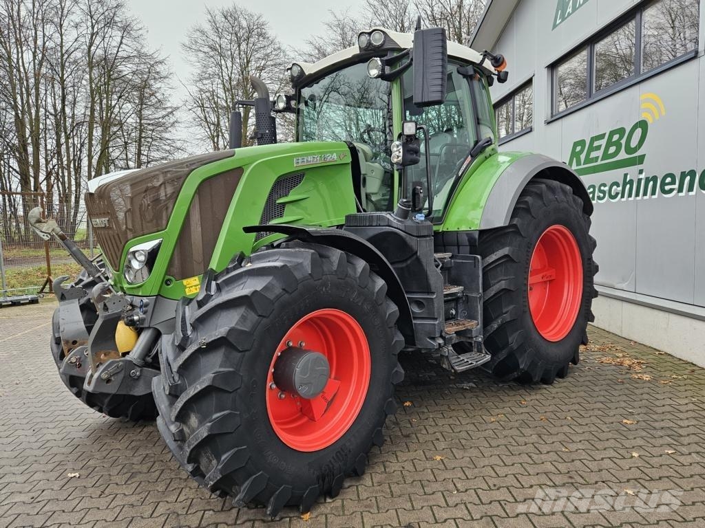 Fendt 824 VARIO PROFI PLUS Tractors