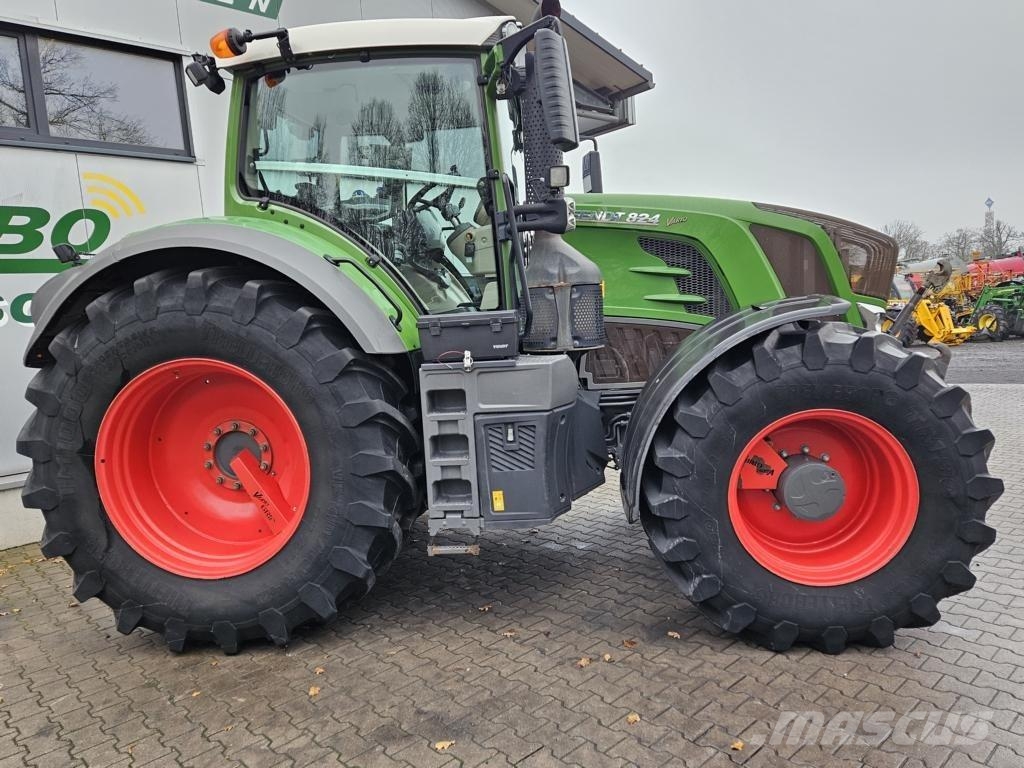 Fendt 824 VARIO PROFI PLUS Tractors