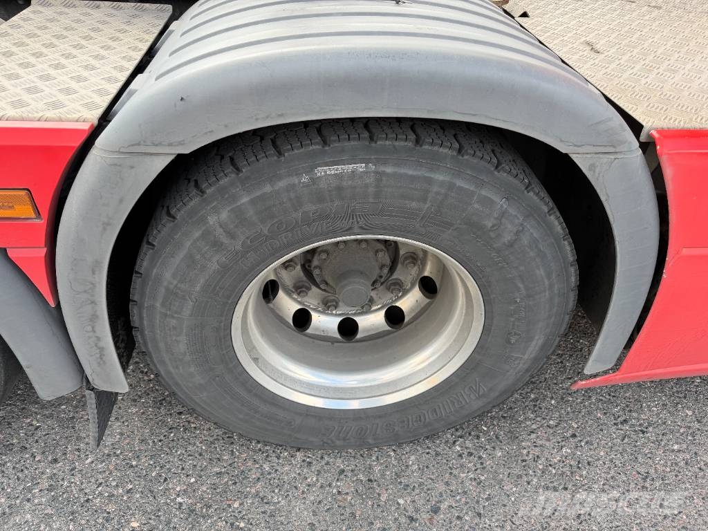 Scania R 490 Vetopöytäautot