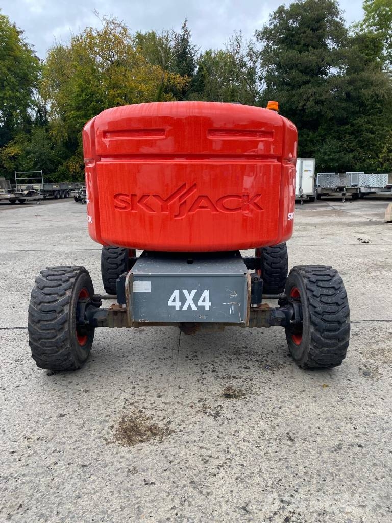 SkyJack SJ 51 AJ / Z45 Коленчатые подъемники