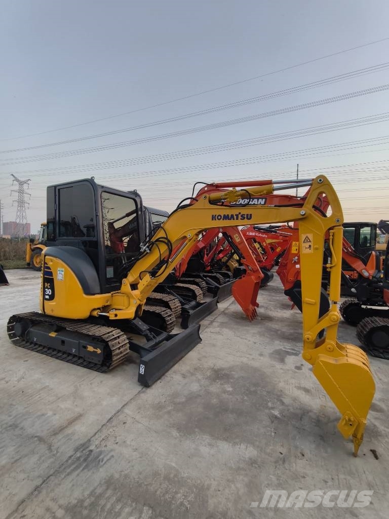 Komatsu PC 30 Εκσκαφάκι (διαβολάκι) < 7t