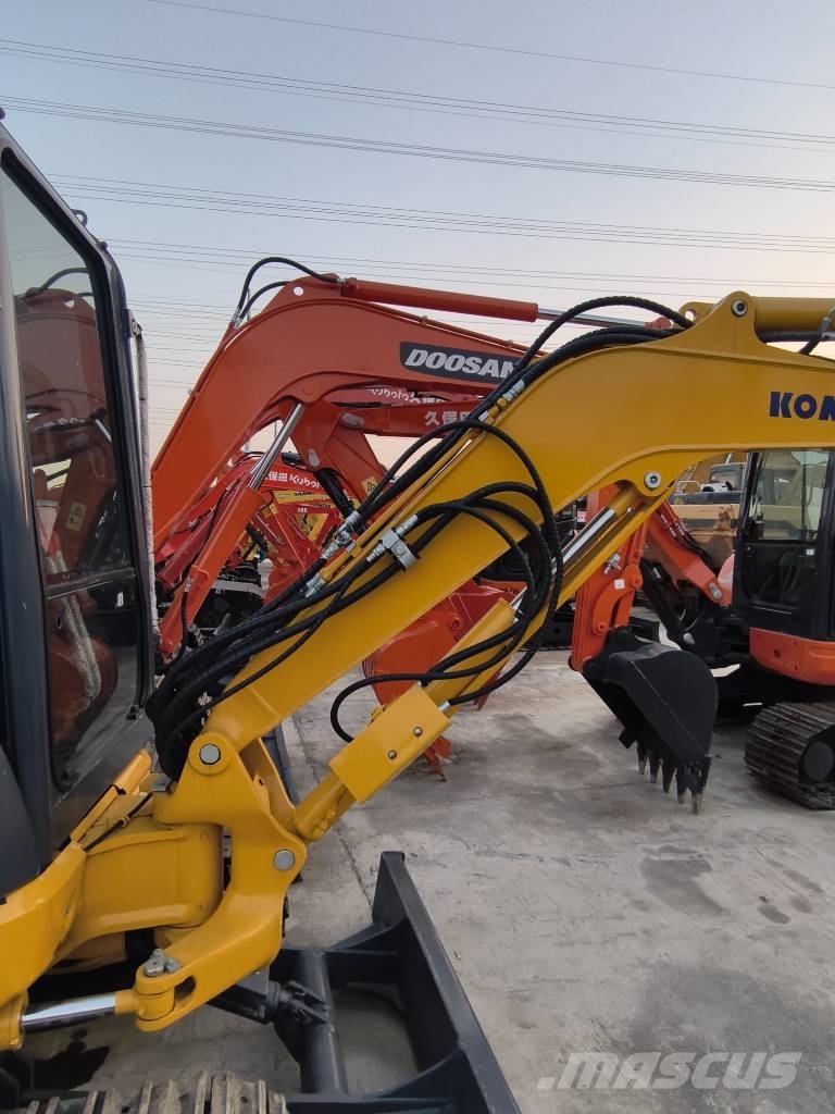 Komatsu PC 30 Εκσκαφάκι (διαβολάκι) < 7t