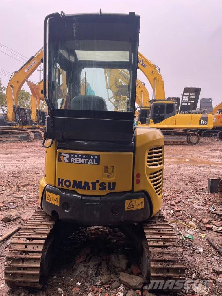 Komatsu PC30 FULL CARBIN Εκσκαφάκι (διαβολάκι) < 7t