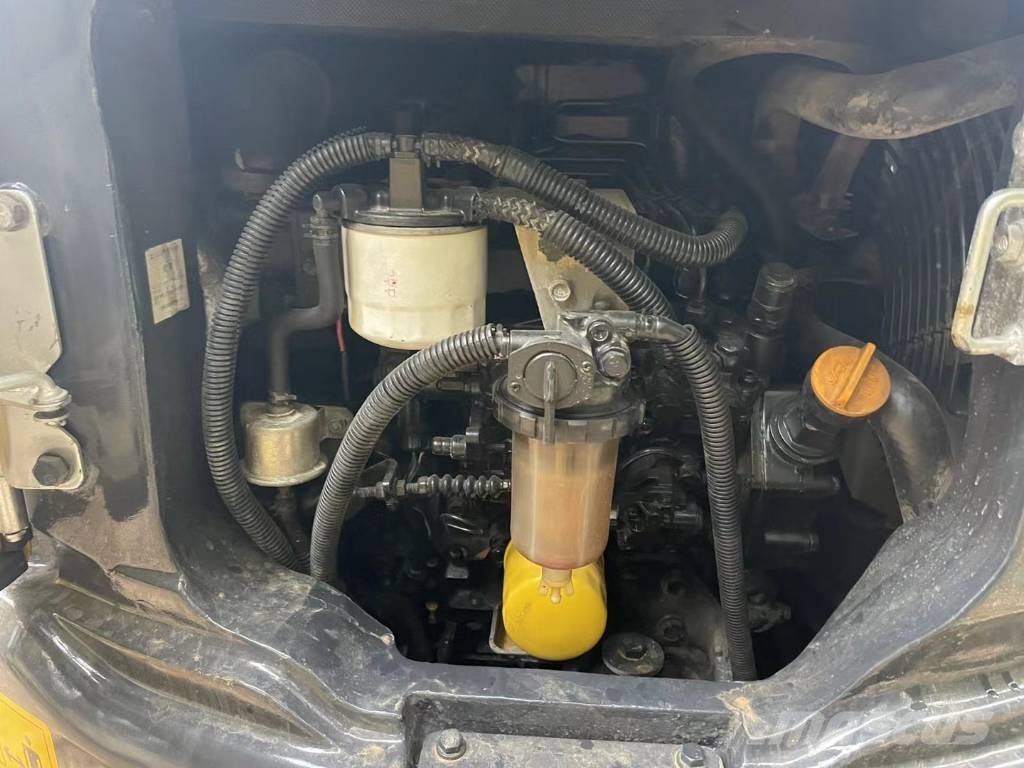 Komatsu PC30 FULL CARBIN Εκσκαφάκι (διαβολάκι) < 7t