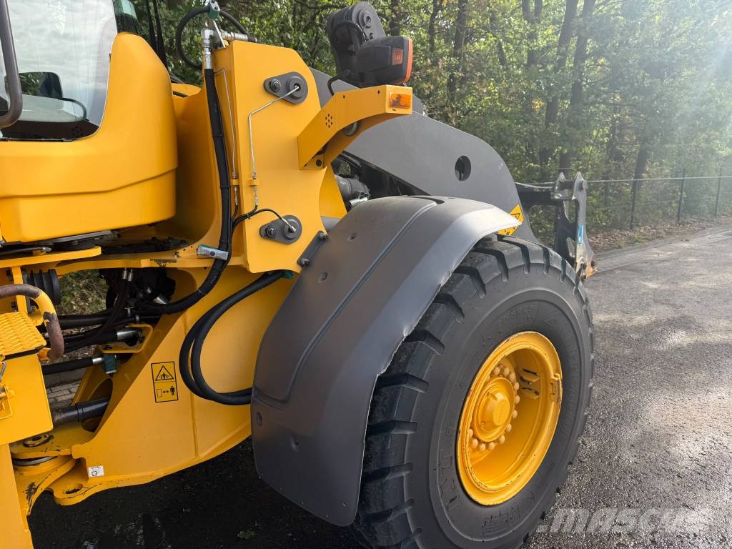 Volvo L90F Low hours Rataslaadurid