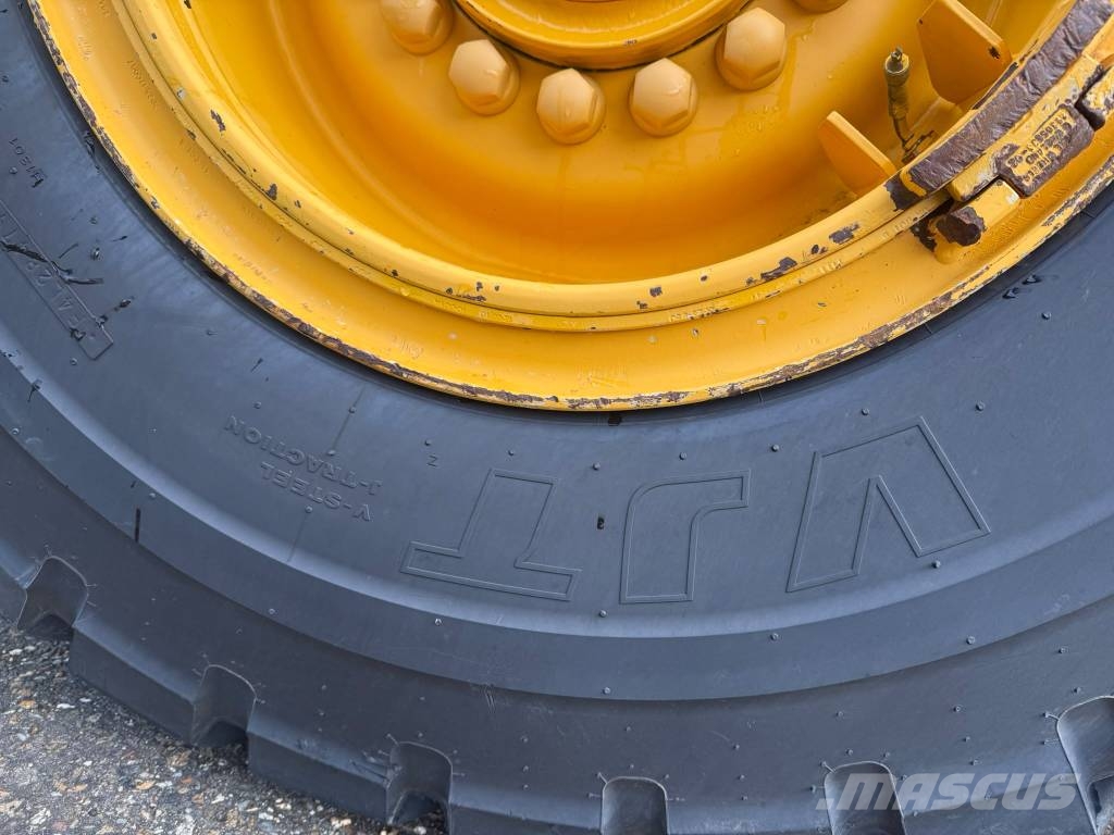 Volvo L90F Low hours Rataslaadurid