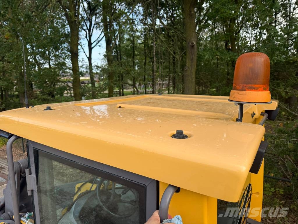 Volvo L90F Low hours Rataslaadurid