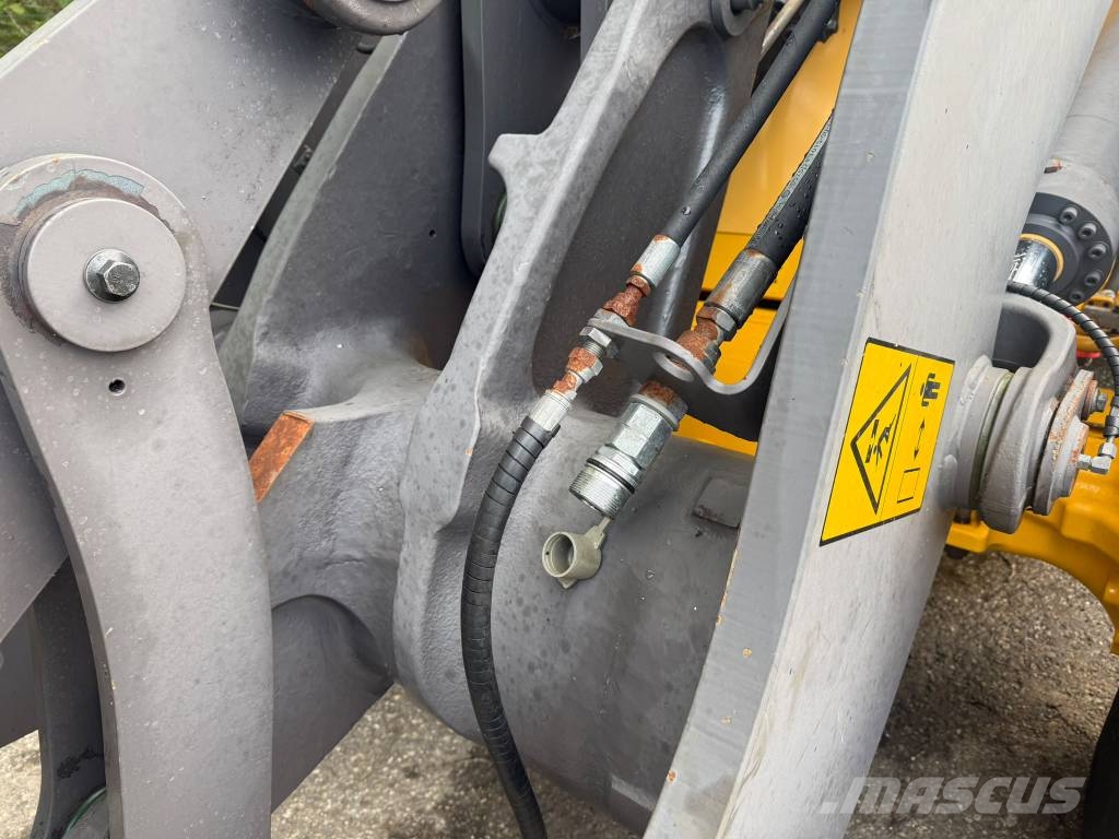 Volvo L90F Low hours Rataslaadurid