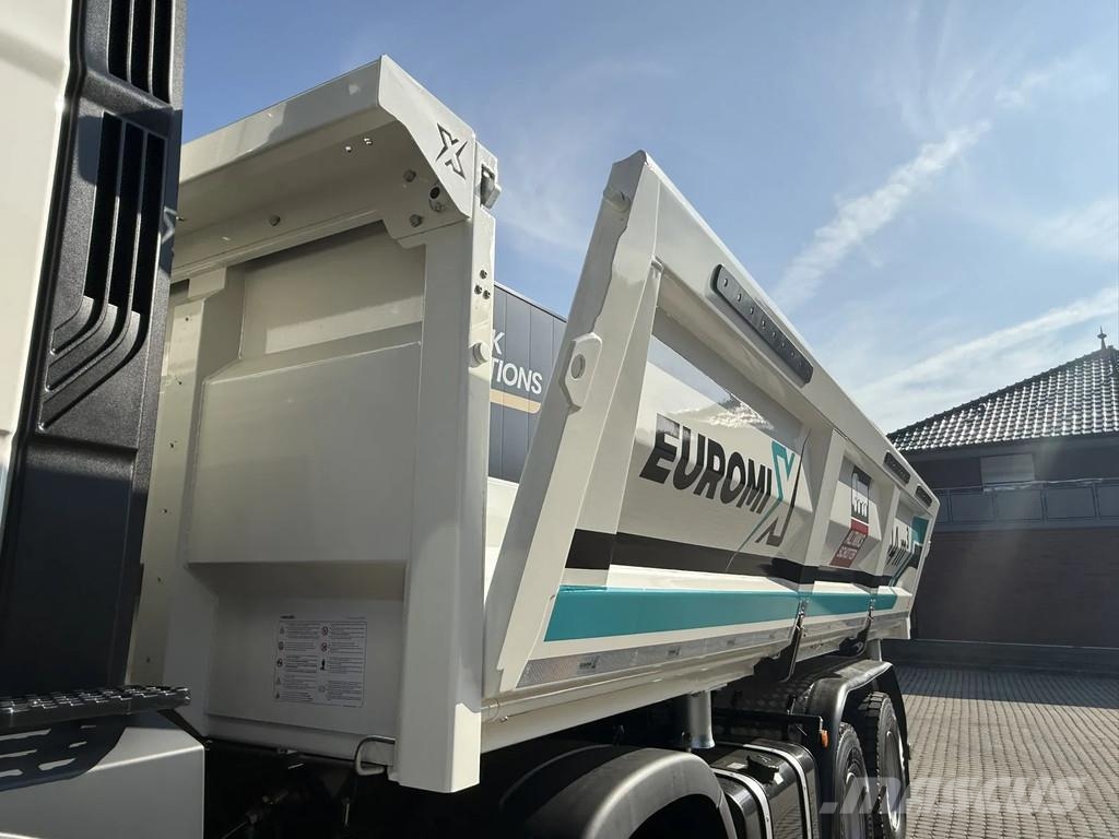 MAN TGS 35.480 TGS 35.480 8x4 Retarder 3-Seiten-Kipper Sklápěče