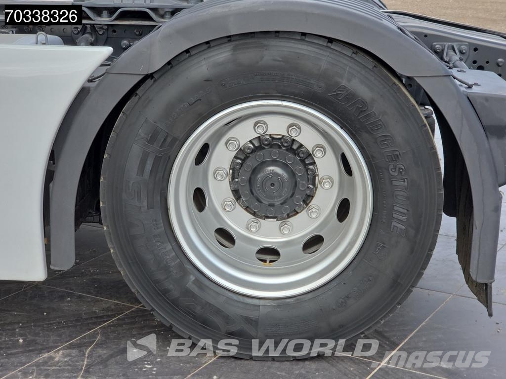 Iveco S-Way 490 4X2 Retarder 2x Tanks Standklima ACC Nav Sattelzugmaschinen