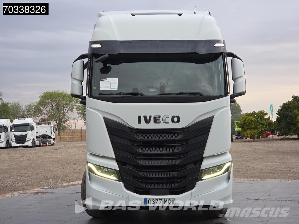 Iveco S-Way 490 4X2 Retarder 2x Tanks Standklima ACC Nav Sattelzugmaschinen
