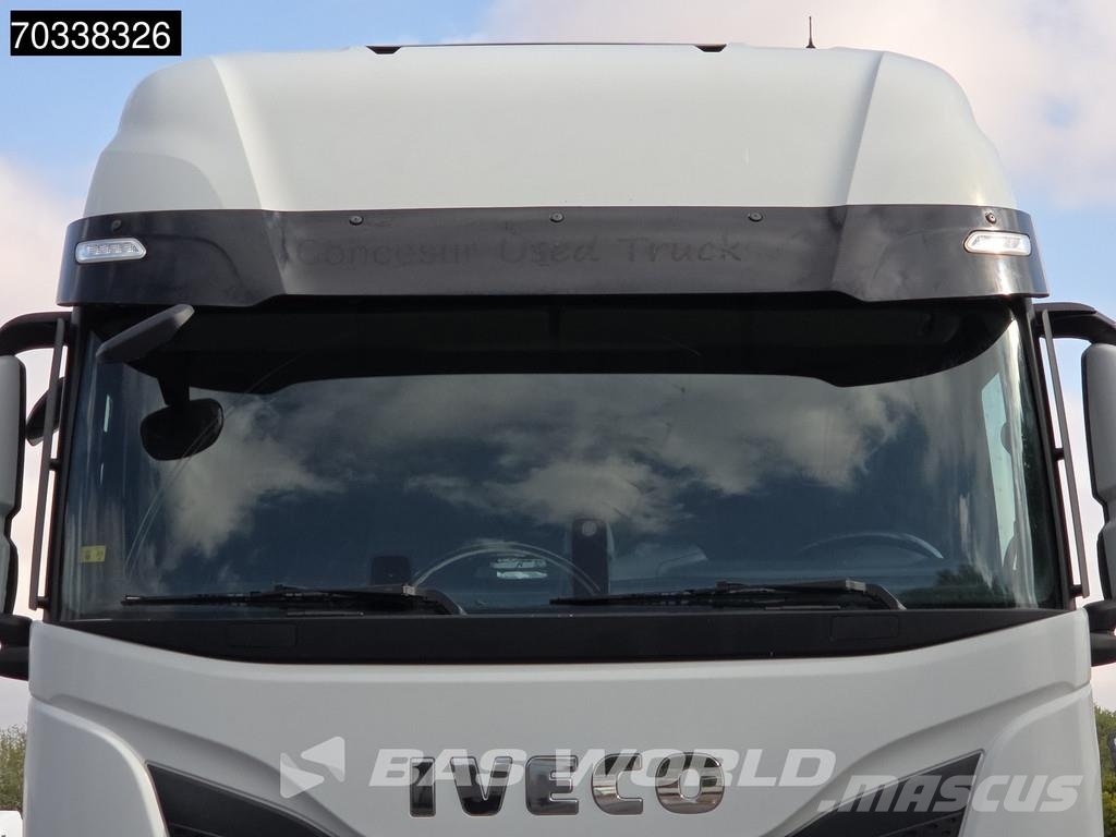 Iveco S-Way 490 4X2 Retarder 2x Tanks Standklima ACC Nav Sattelzugmaschinen