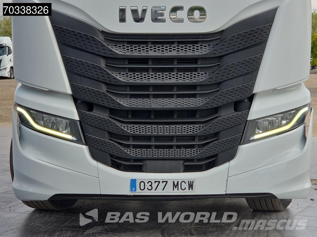 Iveco S-Way 490 4X2 Retarder 2x Tanks Standklima ACC Nav Sattelzugmaschinen