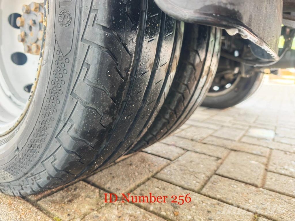 Nissan Cabstar 35.12 NT400 Movex TLR 18 المنصات الهوائية المثبتة على شاحنة