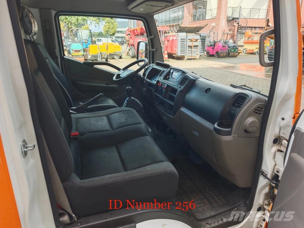 Nissan Cabstar 35.12 NT400 Movex TLR 18 المنصات الهوائية المثبتة على شاحنة