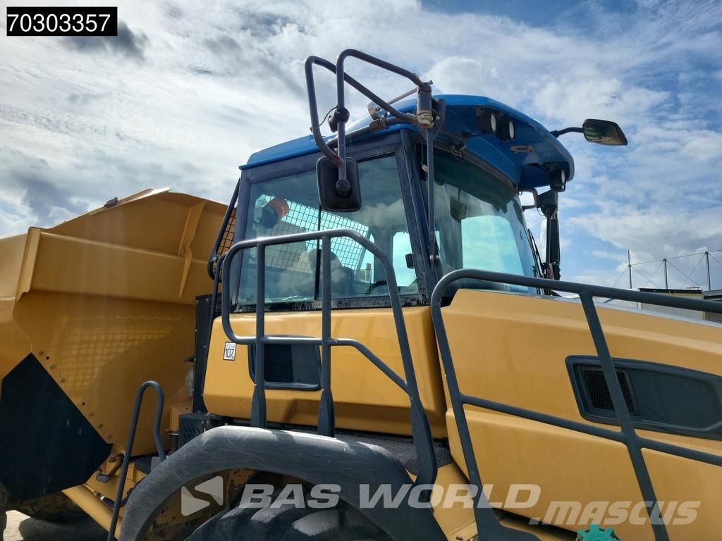 Bell B30 E Tombereau articulé