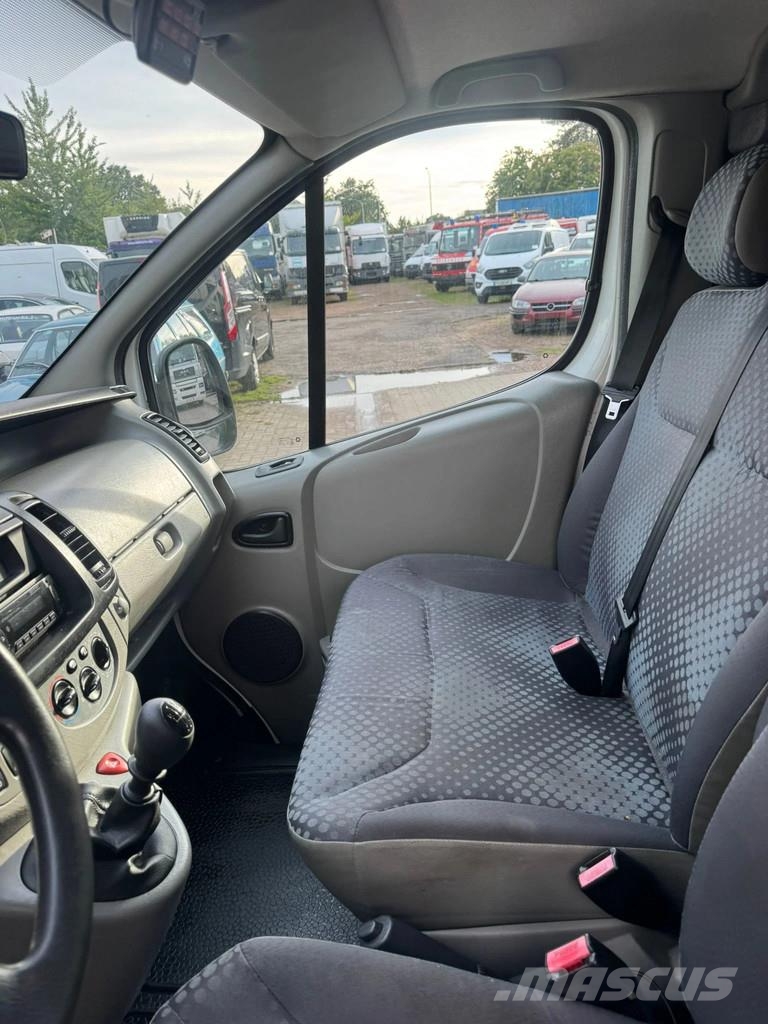 Renault Trafic **BELGIAN ORIGINE-AIRCO** Ambulancias