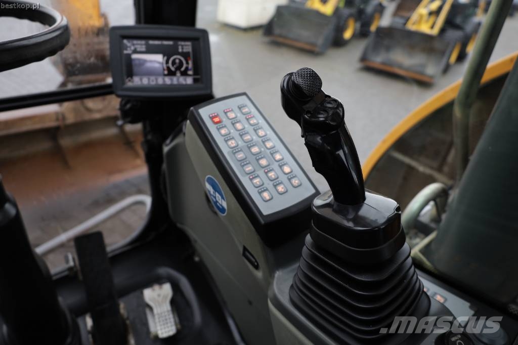 Liebherr A 918 Compact Wielgraafmachines