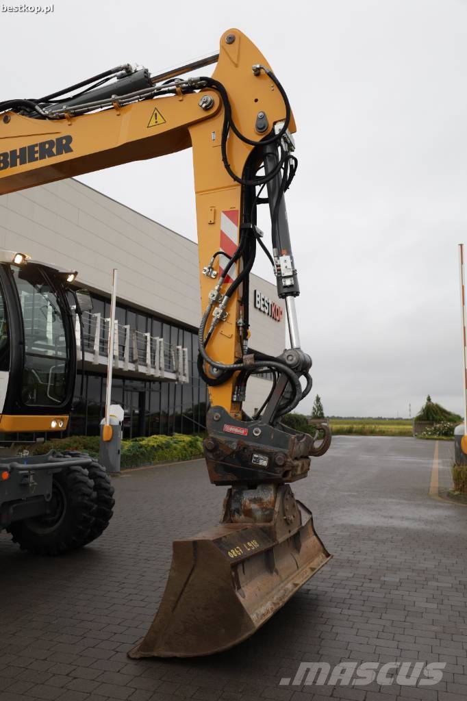 Liebherr A 918 Compact Wielgraafmachines