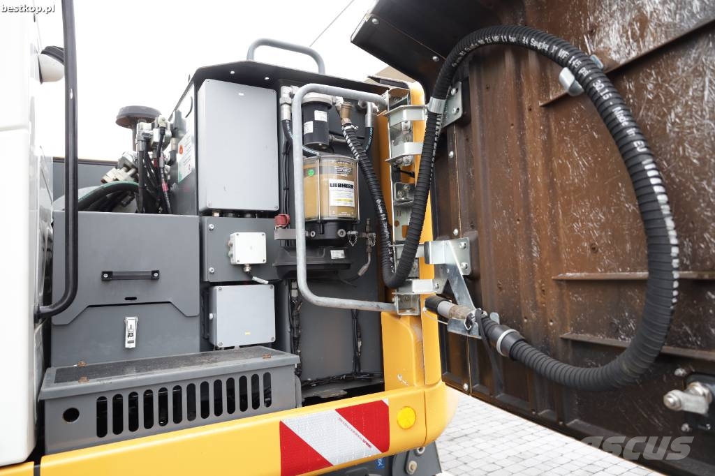 Liebherr A 918 Compact Wielgraafmachines