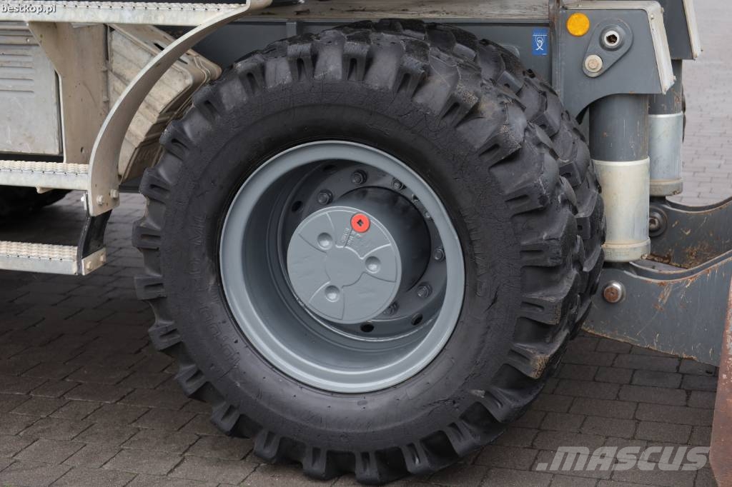 Liebherr A 918 Compact Wielgraafmachines