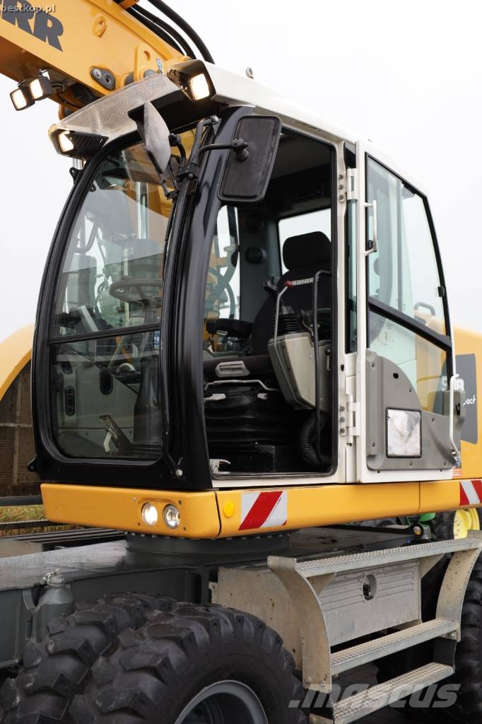 Liebherr A 918 Compact Wielgraafmachines