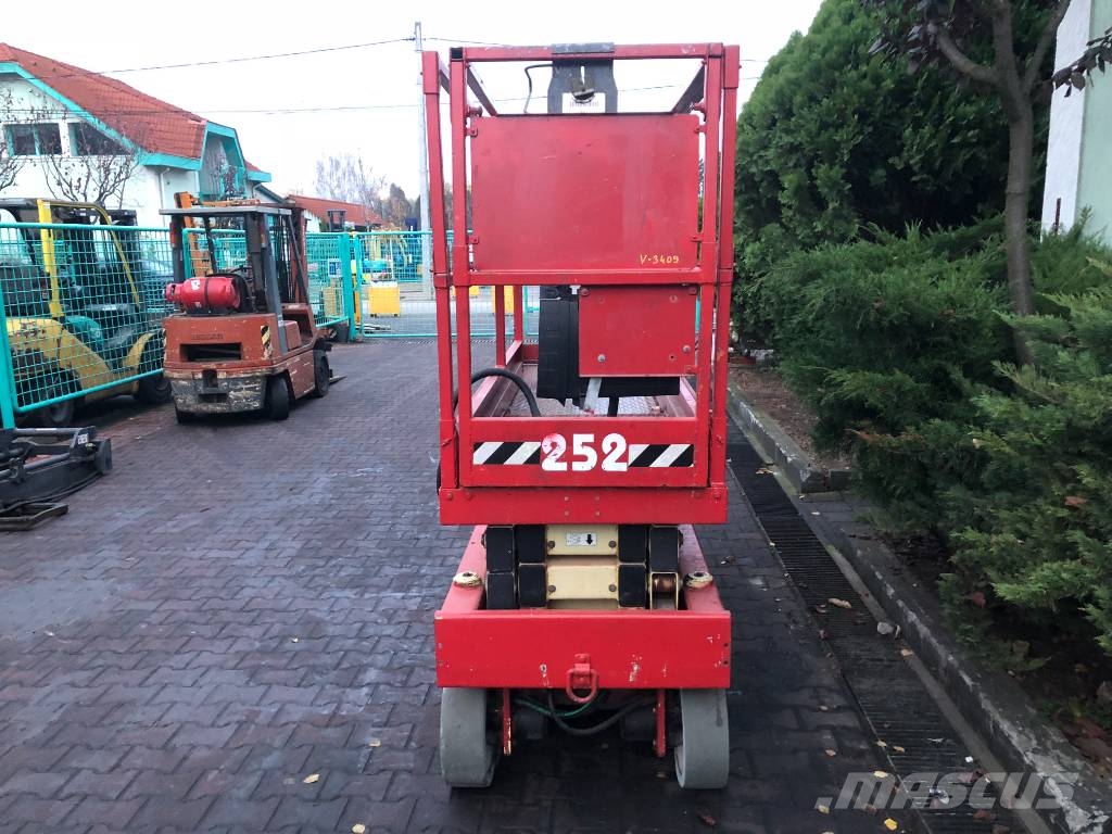 JLG 2030 F3    V-3409 EO Henkilönostimet ja nostolaitteet
