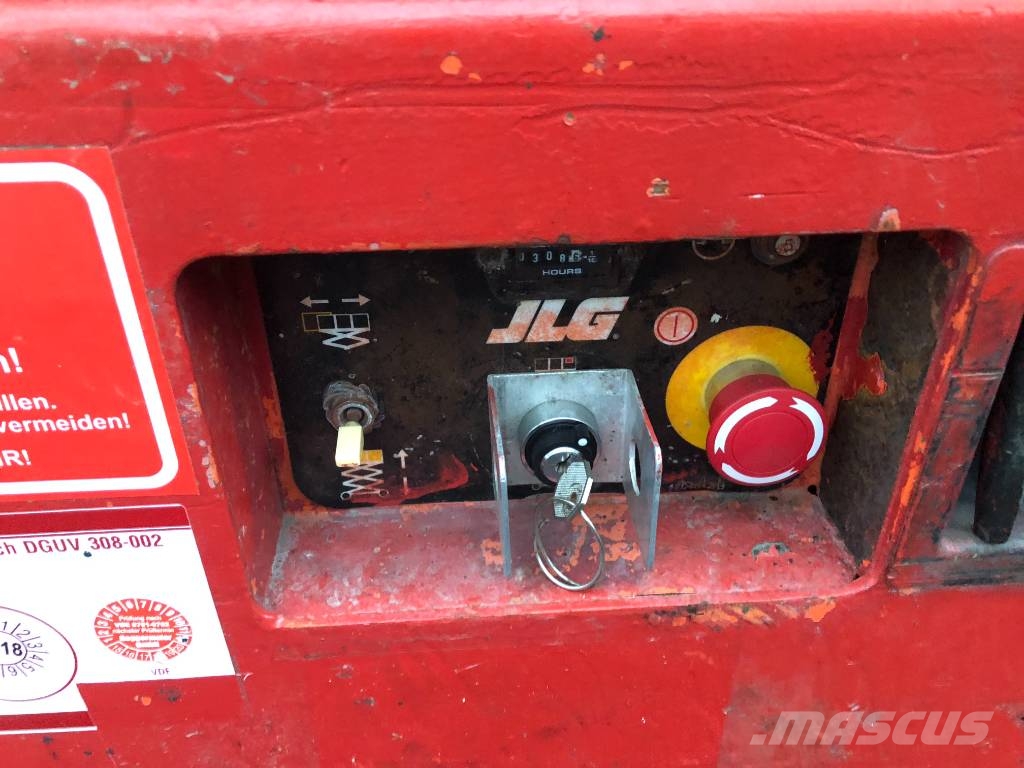 JLG 2030 F3    V-3409 EO Henkilönostimet ja nostolaitteet