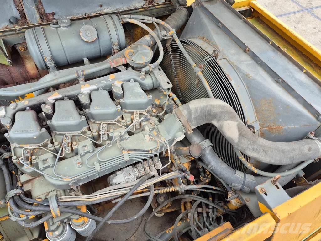 Liebherr r932hdsl litronic Escavadoras de rastos